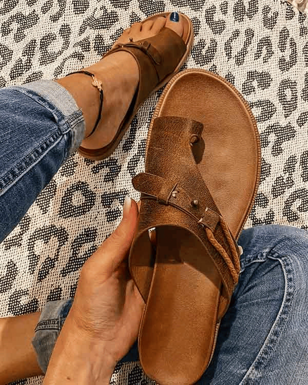 Doriine | Women's Flat Toe Loop Sandals Cushioned Footbed Slides — Brown