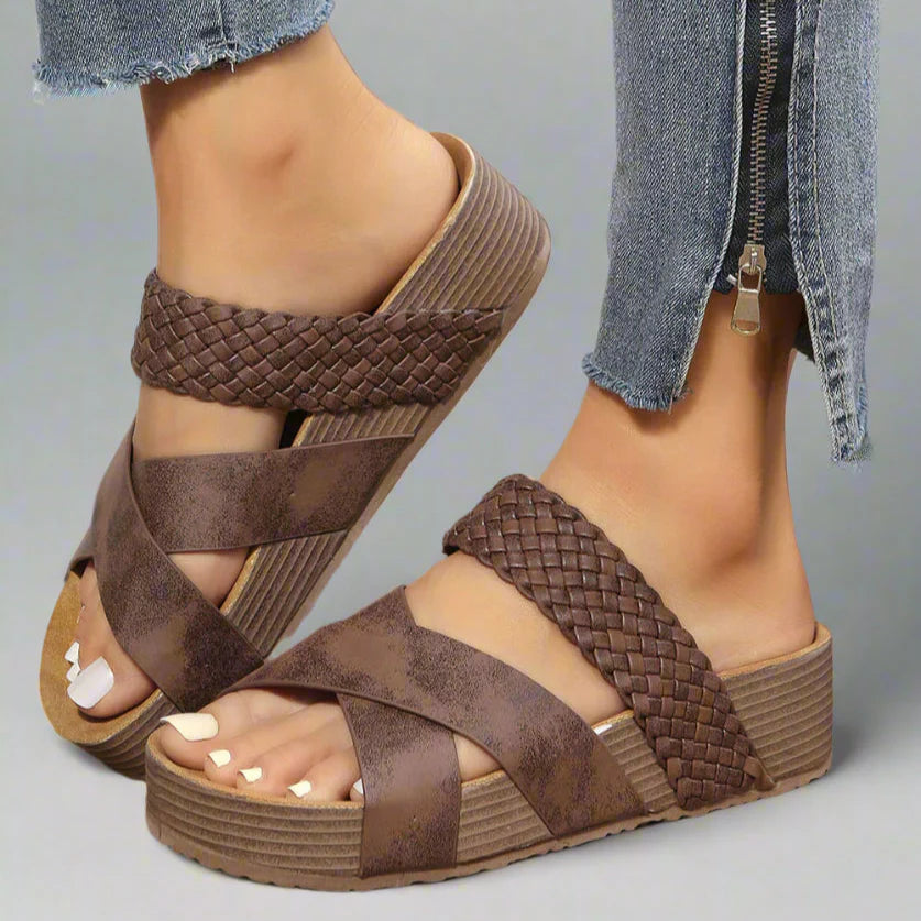 Fennbelle | Cushioned Orthopedic Walking Sandals
