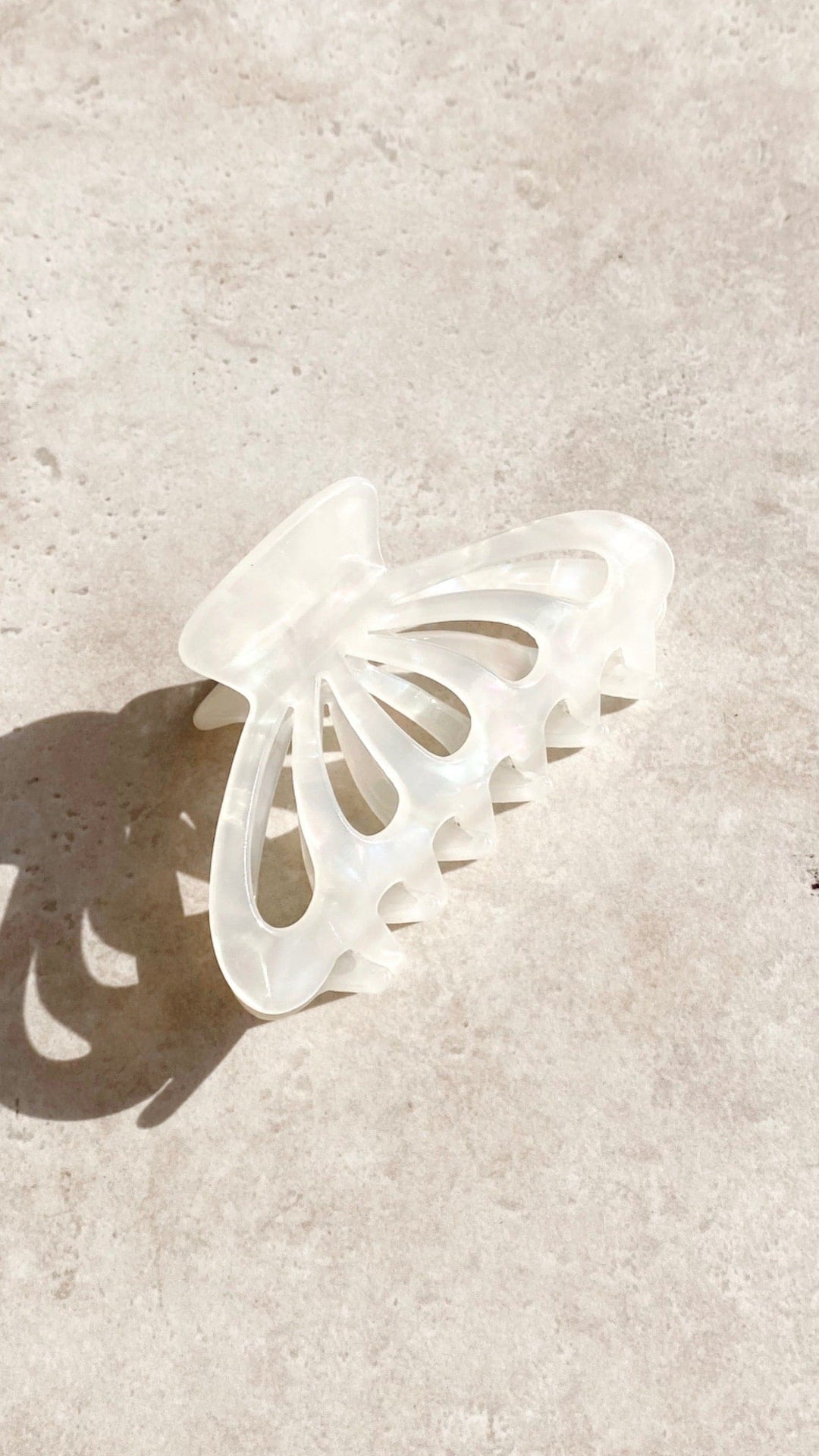 Halcyita | Women's Casual Stretch Butterfly Claw Clip - Ivory Marble Tops — 1
