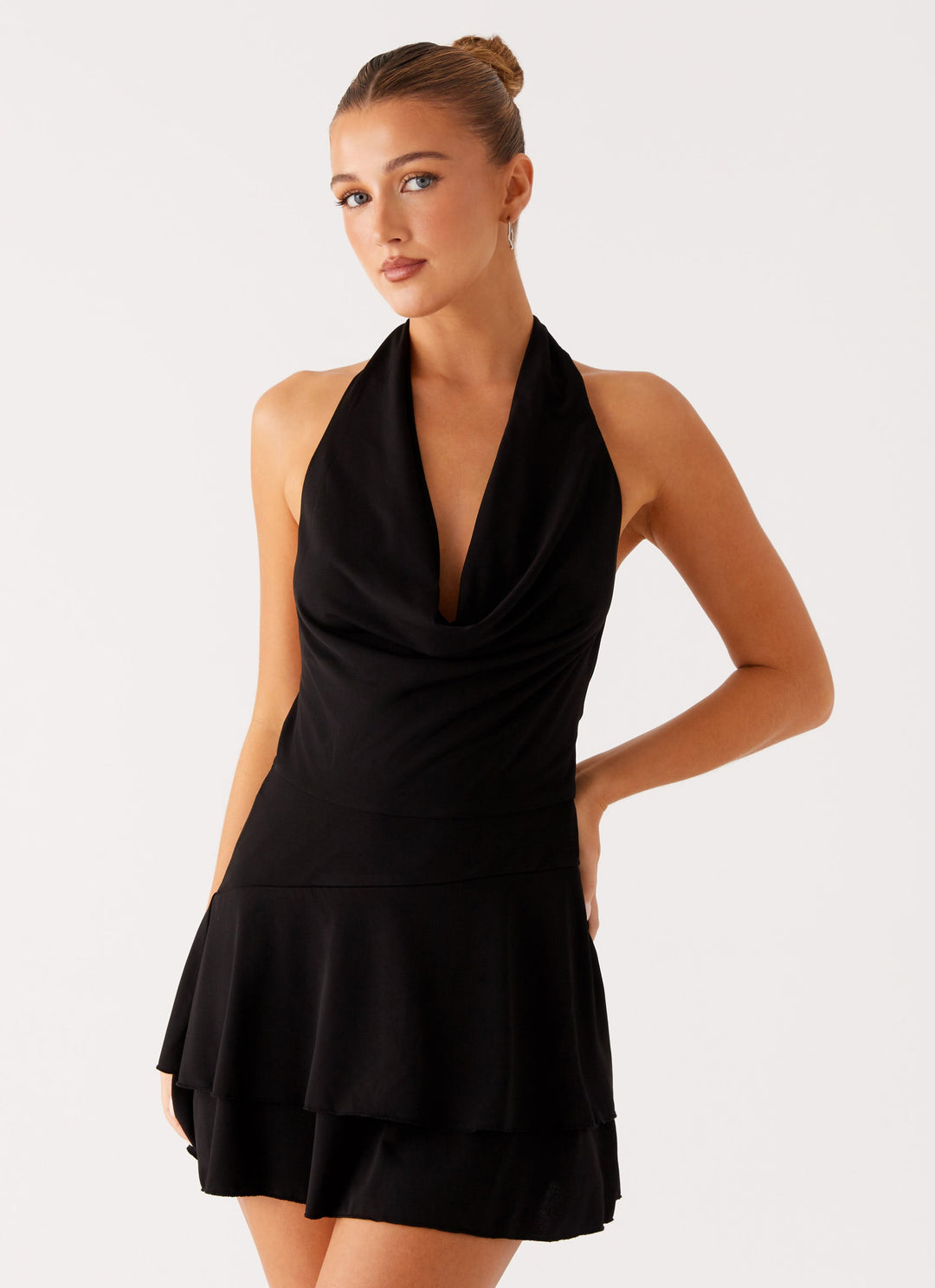 Ilseienne | Women's Elegant Good Mini Dress - Black — 1
