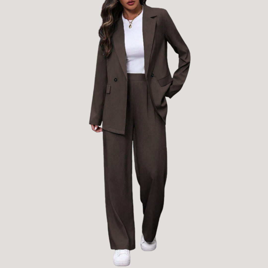 Petronella | Women's Tailored Single-Button Double Breasted Blazer Trouser Suit Set — Burgundy