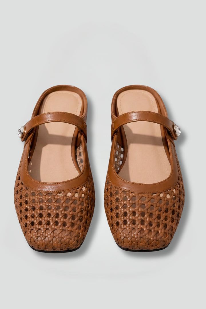 Pia | Women's Casual Stretch Mules Shoes with Woven Upper for Spring Tops — 1