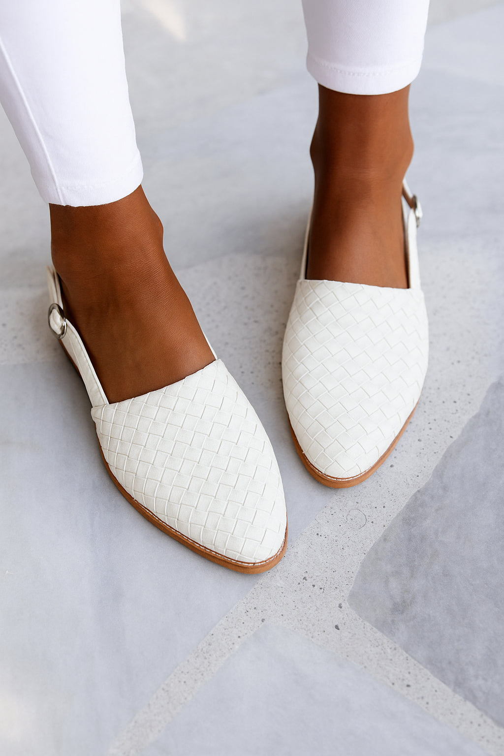 Serria | Women's Comfortable Leather Comfort Sandals — White