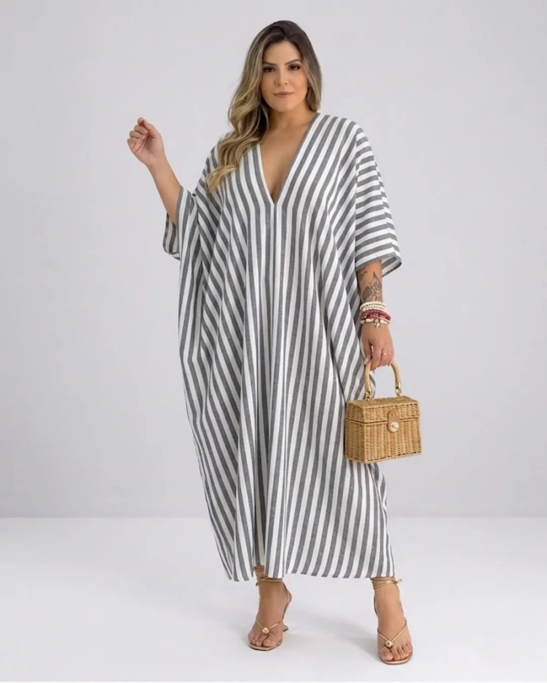 Wrenolde | Women's Elegant Kaftan Maxi Dress — Gray