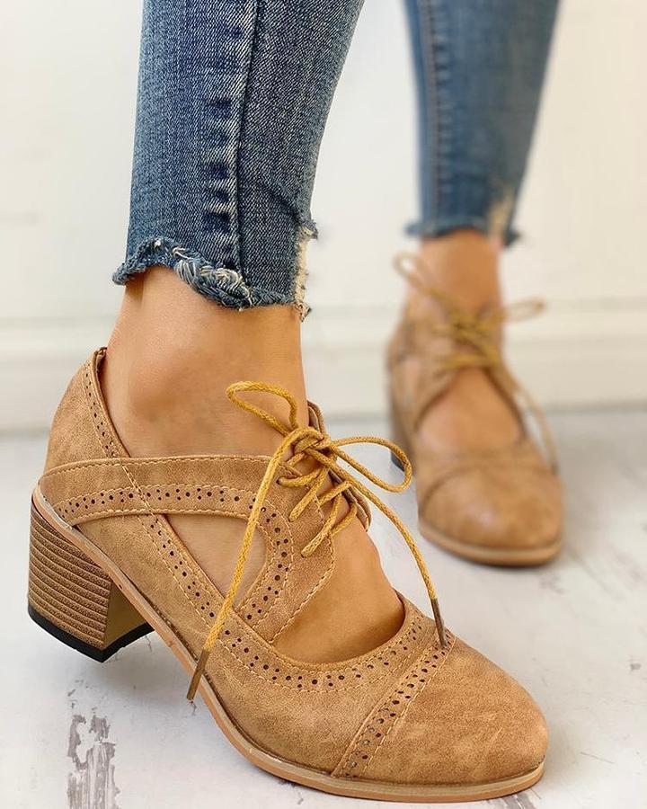 Zarathea | Women's Mary Jane Block Heel Lace-Up Shoes — Beige
